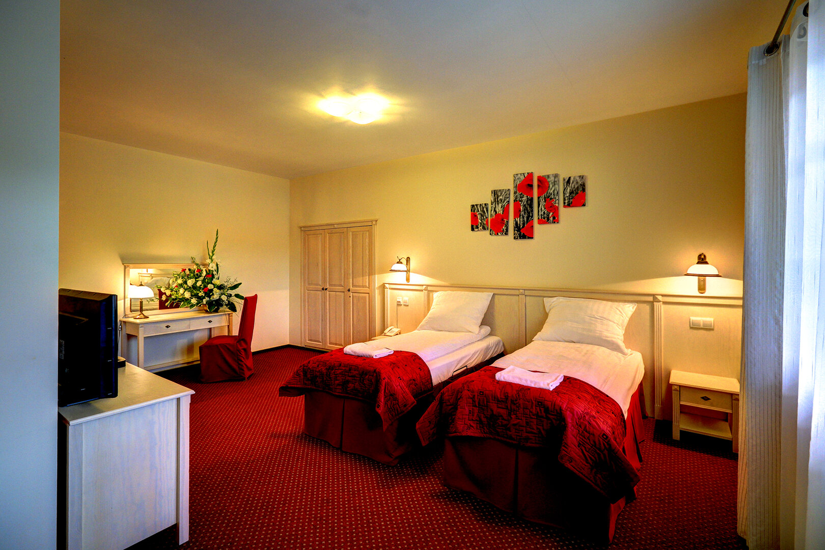 Pok&oacute;j 2 os. w Pałacu na Wodzie 